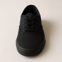 Zapatilla urbana de lona negra